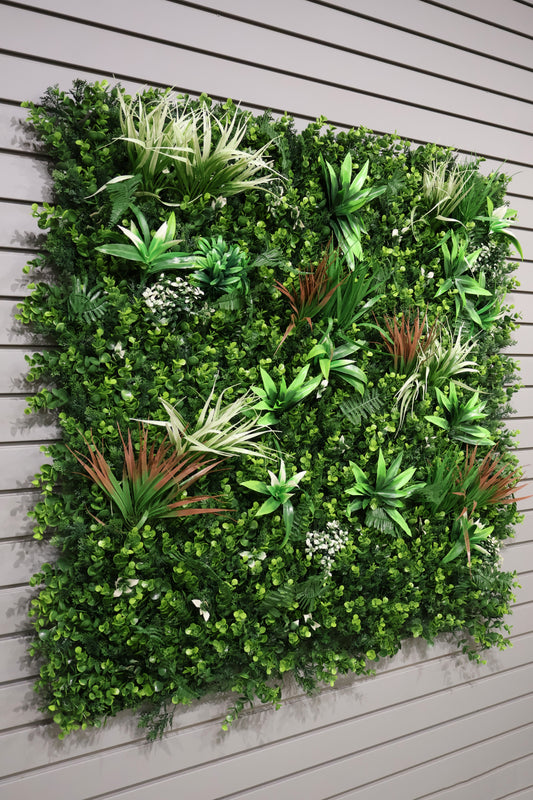 GREEN WALL — CORDYLINE FOCUS — 40" × 40" (102 × 102 cm)