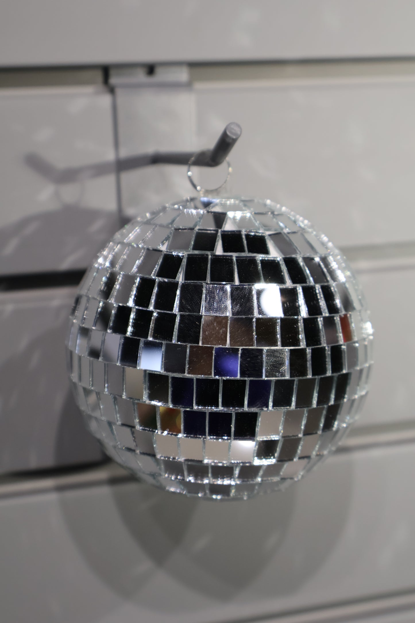 AG-01 | Disco Ball Christmas Ornament – 3.9" (10 cm), Silver