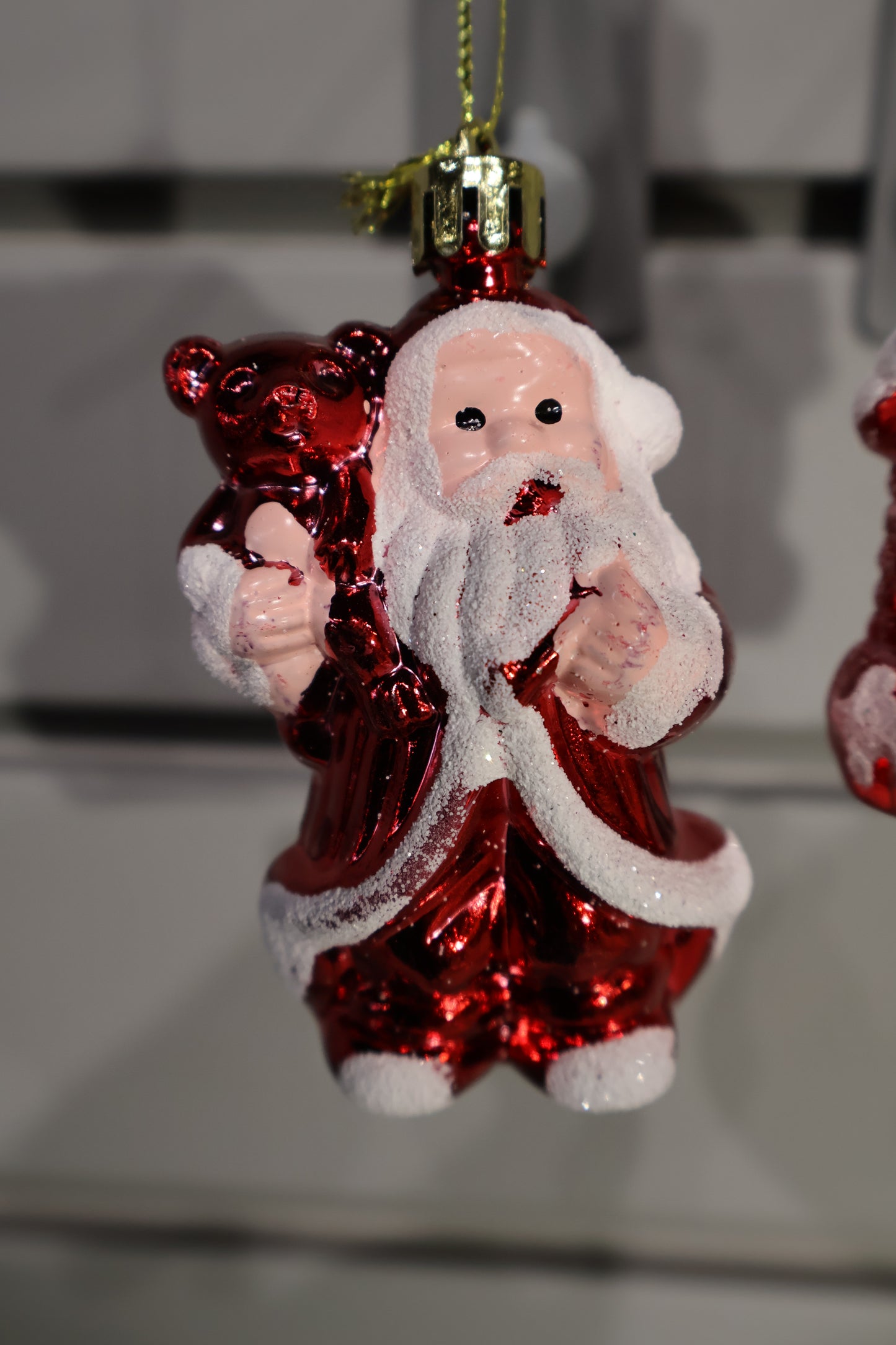 AG-74 | Christmas Hanging Ornament Set – 3" Height × 2.5–3" Width (Santa & Houses), Set of 3