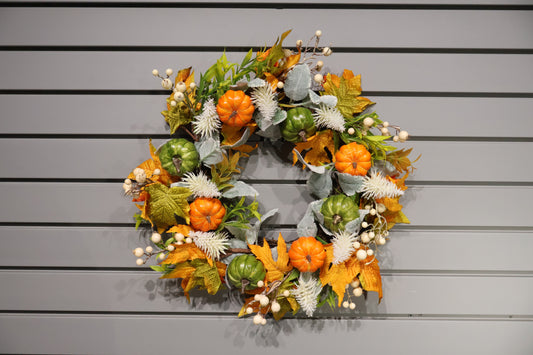 AG-53 | Artificial Autumn Wreath with Pumpkins, Maple Leaves & Berries – 19.7" (50 cm) Diameter