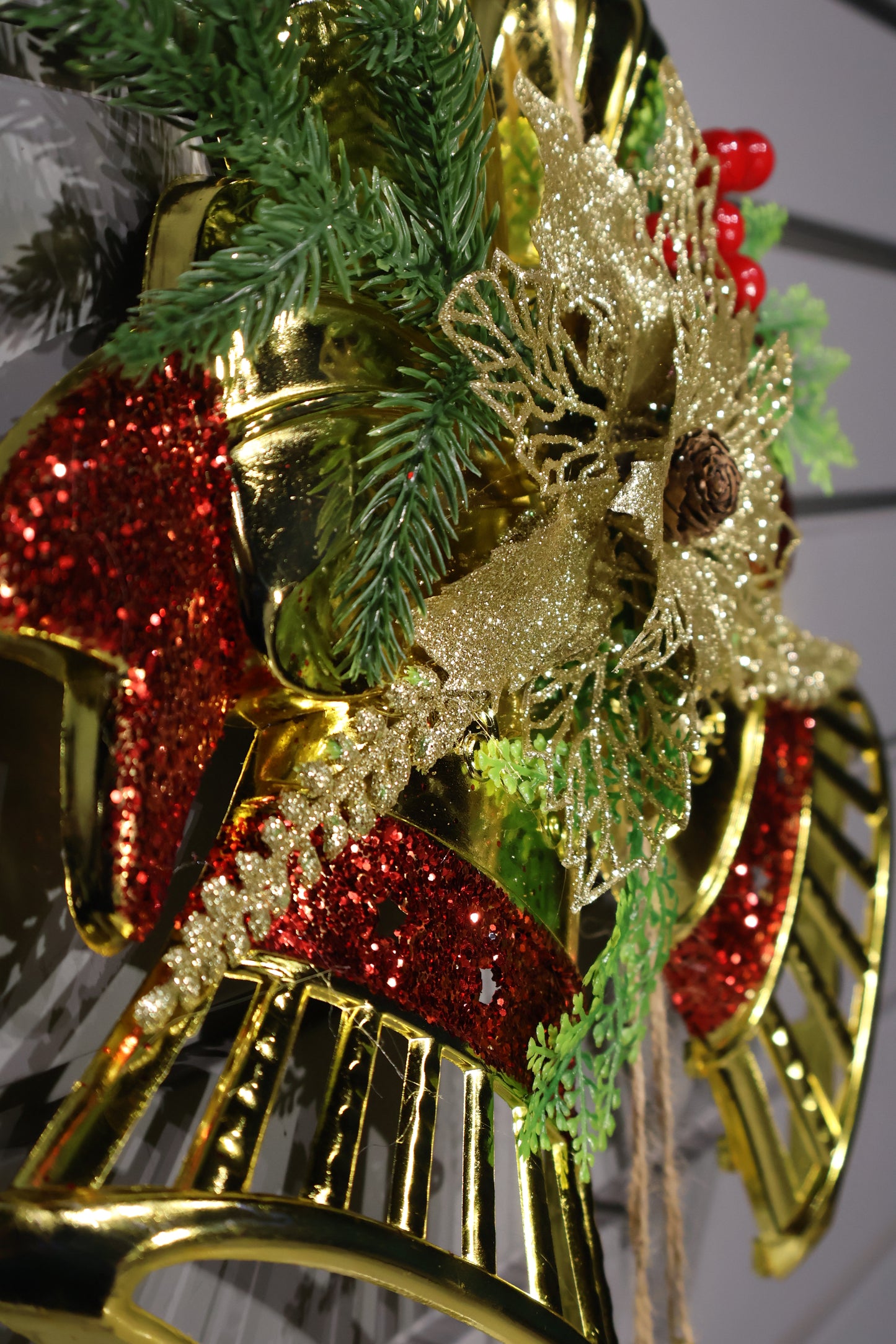 AG-68 | Christmas Hanging Bell Decoration – 18" × 15" × 2" (46×38×5 cm), Gold