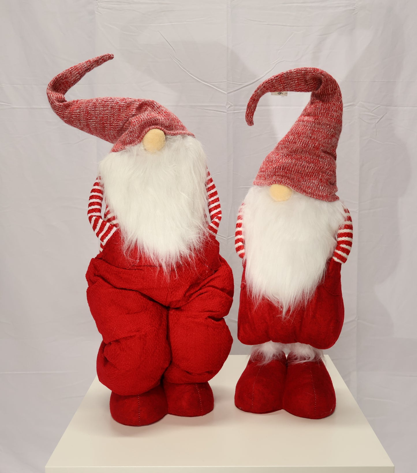 AG-15 | Christmas Ornament – Nordic Gnome Design, Red, 28.0" × 11.8" × 5.9" (71×30×15 cm)