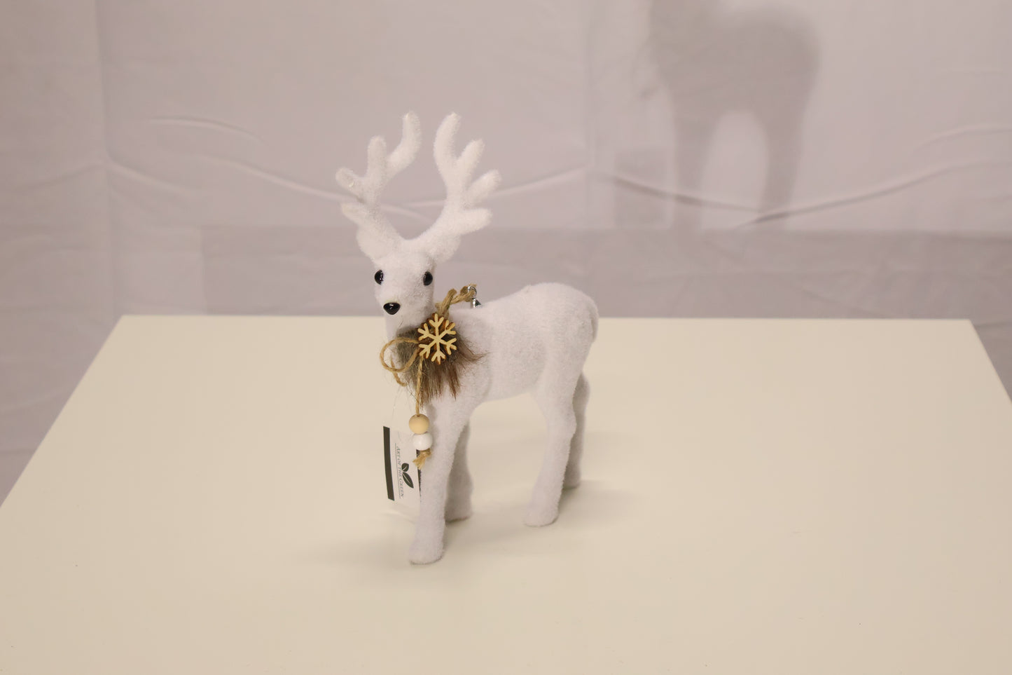 AG-25 | Christmas Ornament – Reindeer Design, White, 8.7" × 5.9" × 1.6" (22×15×4 cm)