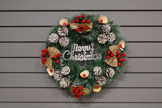 AG-32 | Artificial Christmas Wreath with Berries & Pinecones – 16" (40 cm)