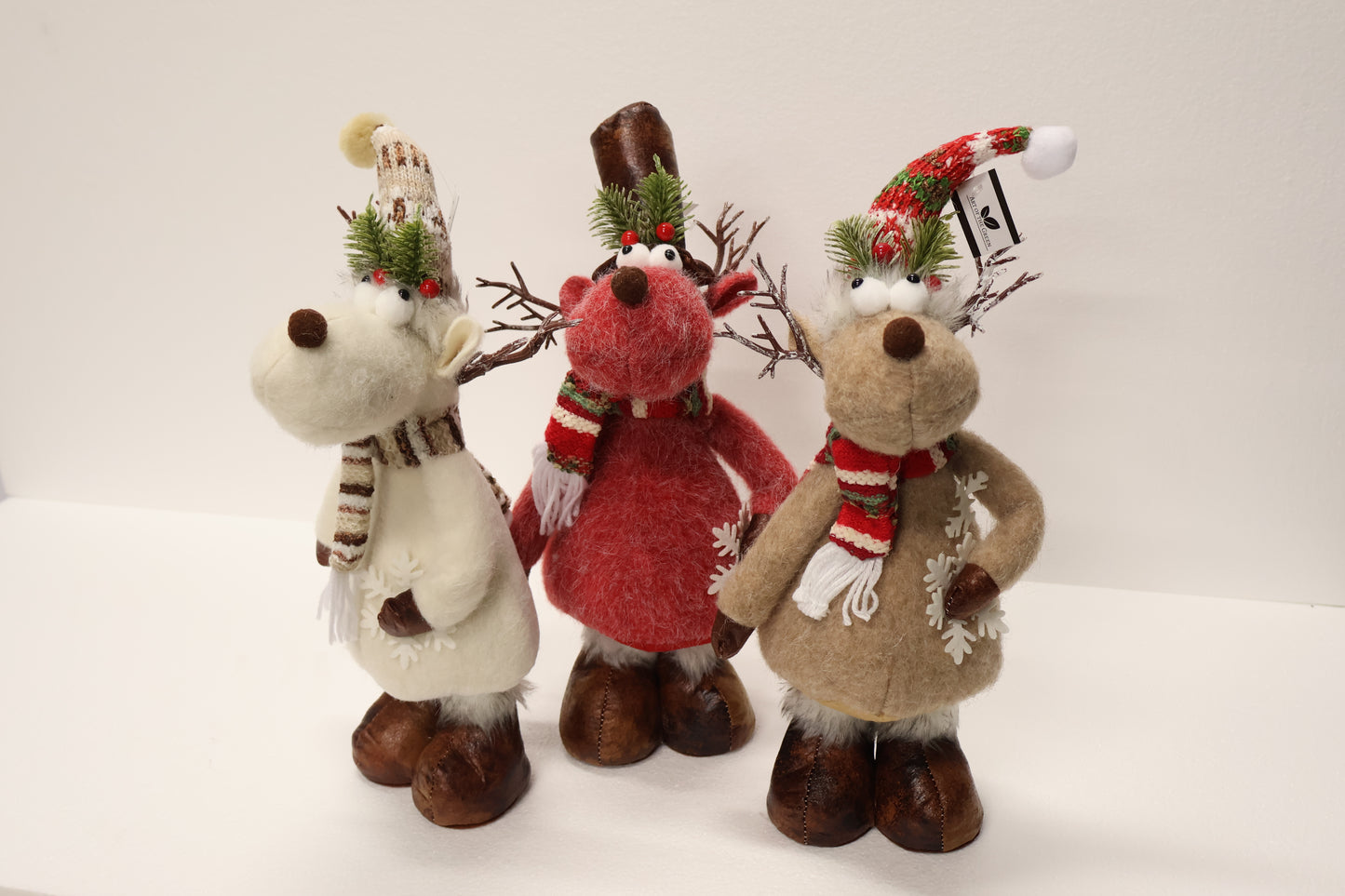 AG-03 | Christmas Reindeer Figurine – 18.1" × 7.1" × 5.1" (46×18×13 cm), Brown / Red / White