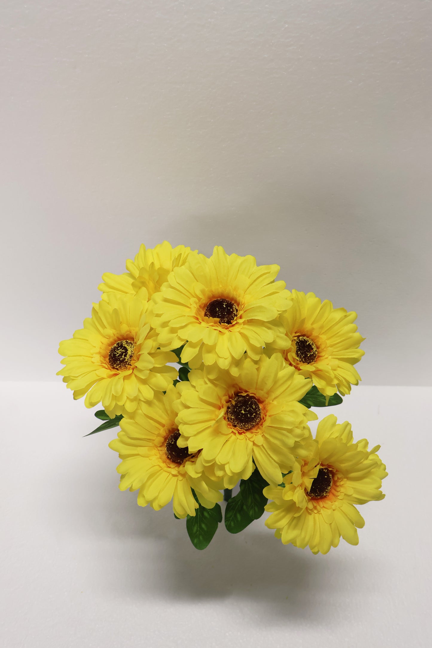 GERBERA — 15.7" (40 cm)