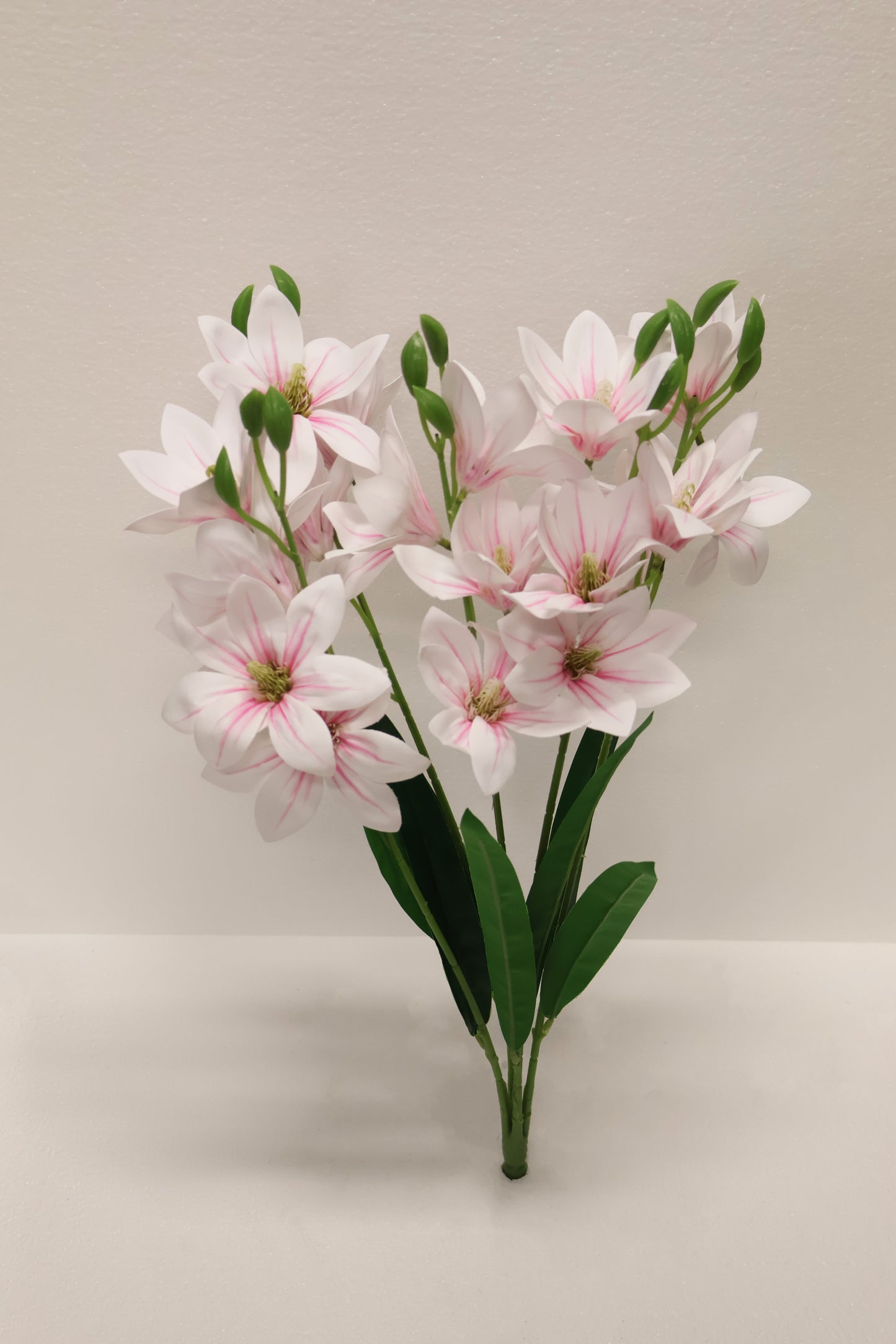 CLEMATIS SPRAY — 23.2" (59 cm)