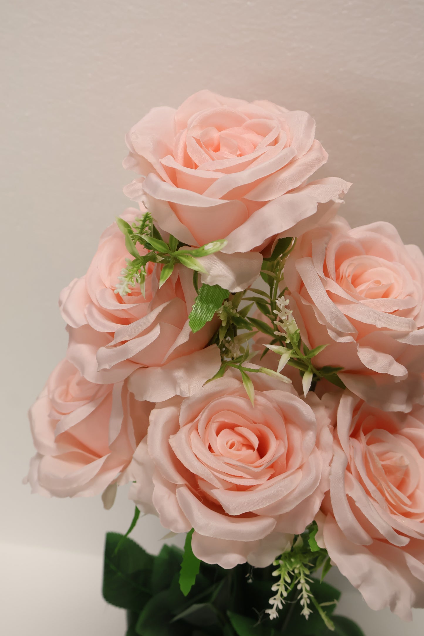 ROSE BOUQUET — 23.6" (60 cm)