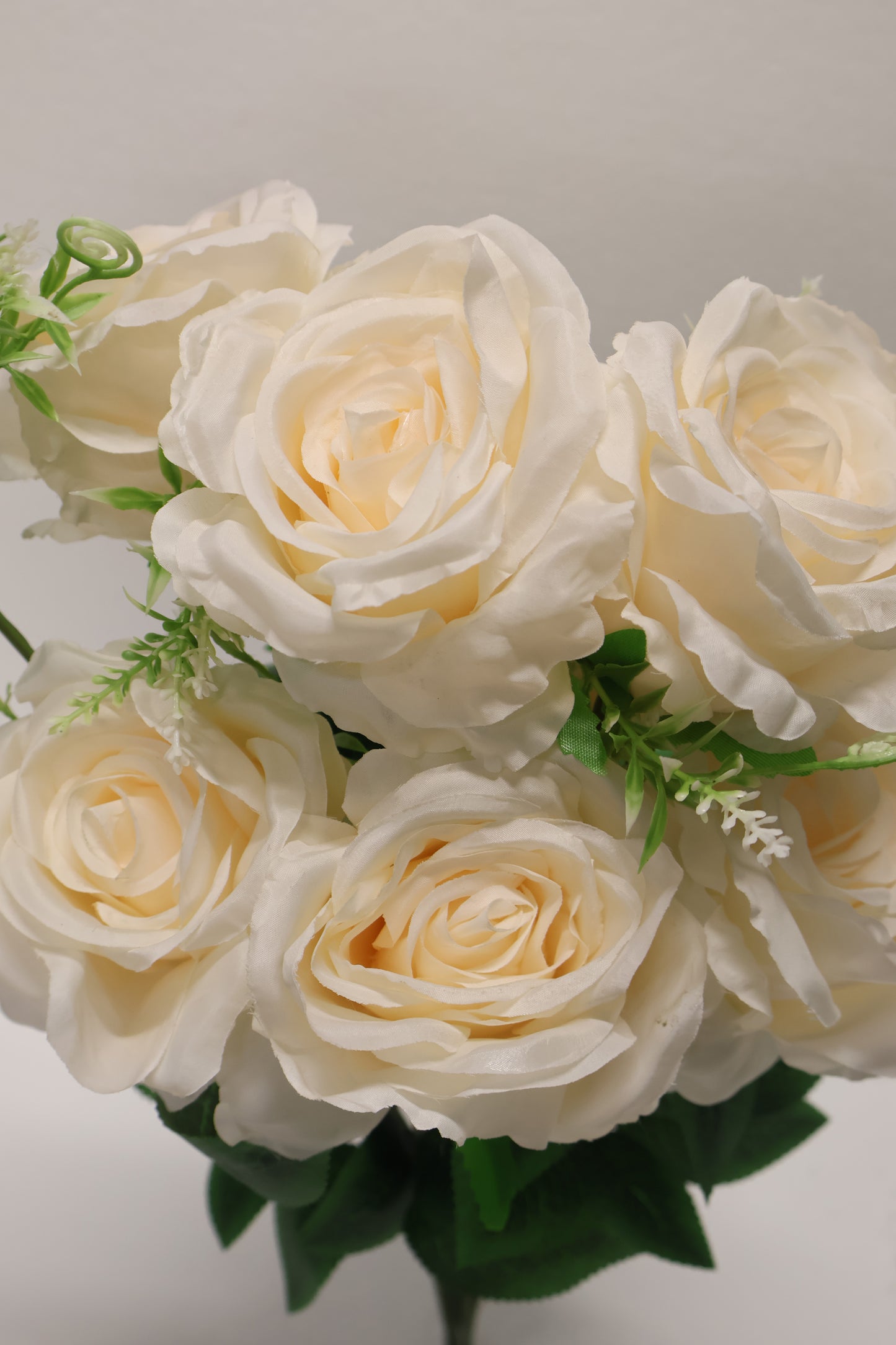 ROSE BOUQUET — 23.6" (60 cm)