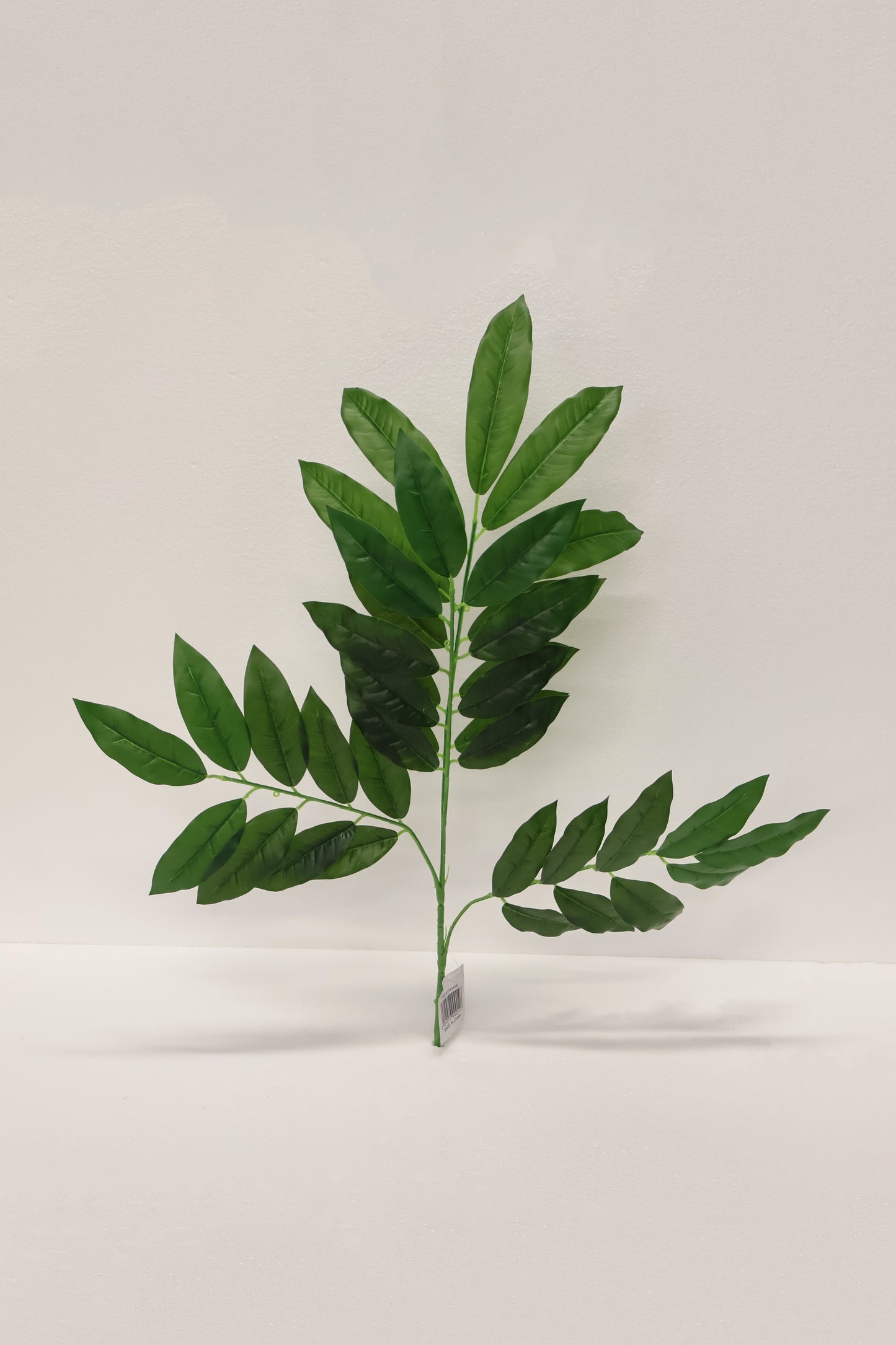 LAUREL SINGLE LEAF — 26" (66 cm)