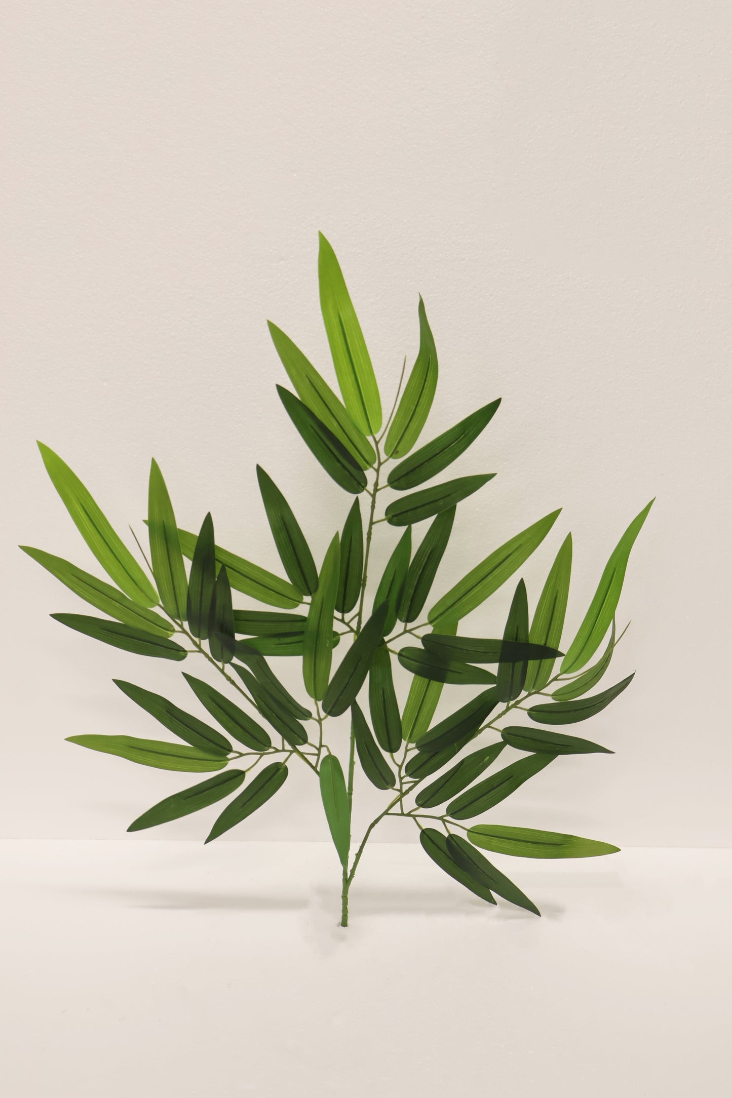 LARGE BAMBOO LEAF — 24" (60 cm)