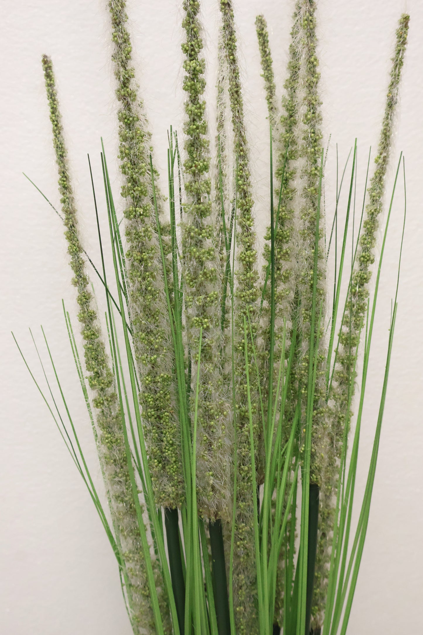 ORNAMENTAL GRASS STEM — 41.3" (105 cm)