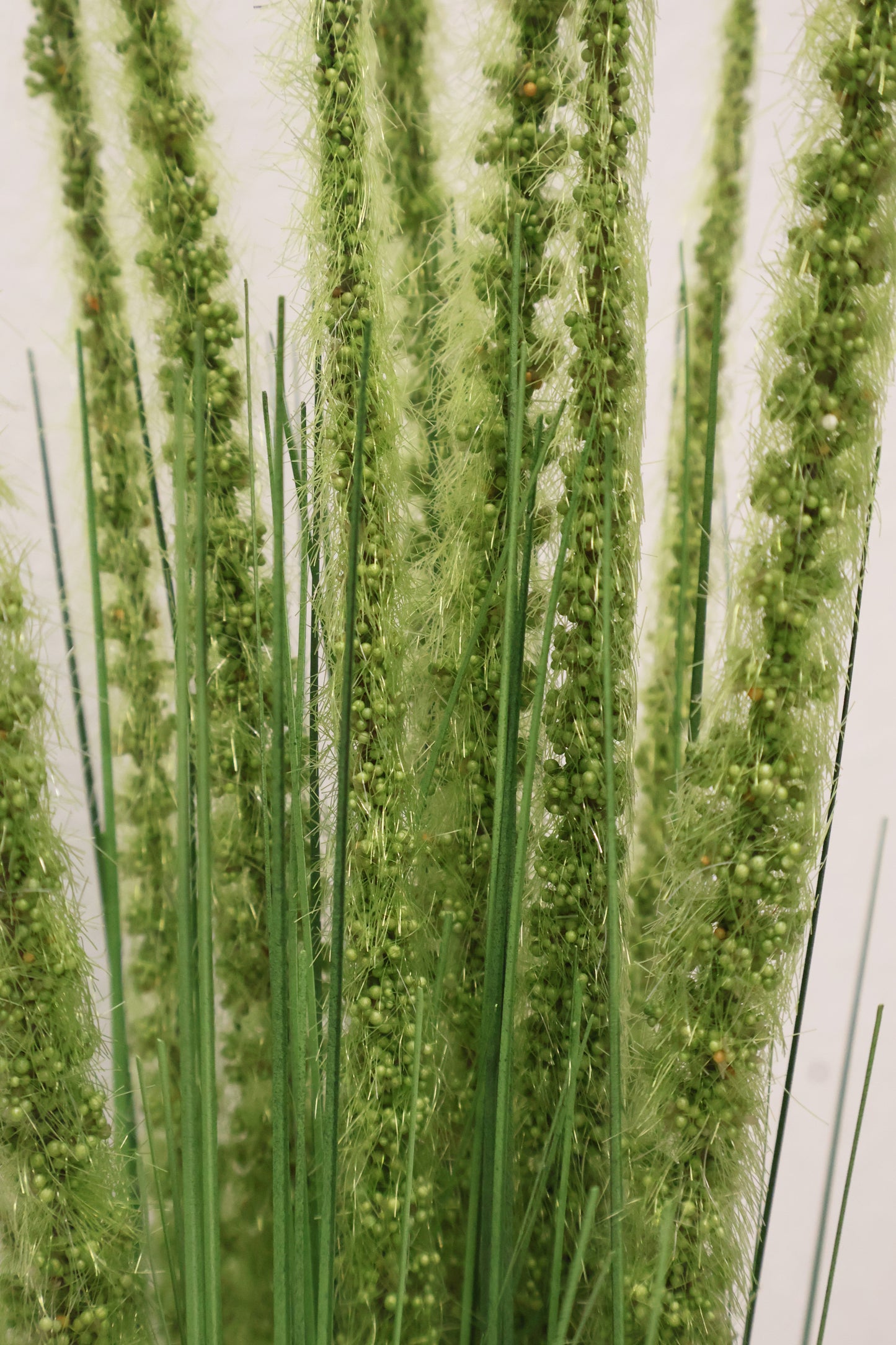 ORNAMENTAL GRASS STEM — 41.3" (105 cm)