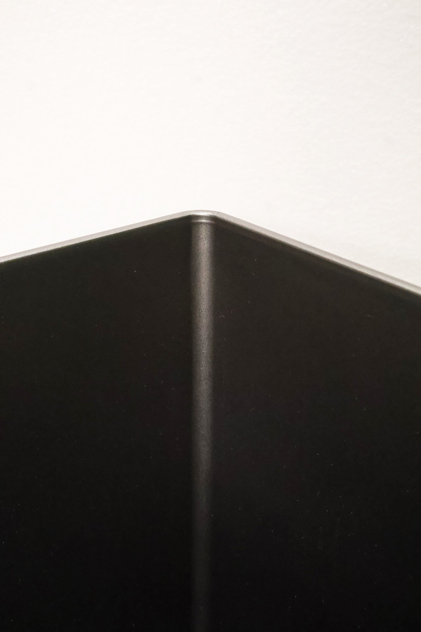 FACETED TAPERED SQUARE PLANTER (ON WHEELS) — 15.0" × 14.6" (38 × 37 cm)