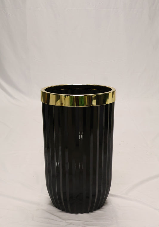 FLUTED ROUND PLANTER (ON WHEELS) — 13.8" × 22.8" (35 × 58 cm)
