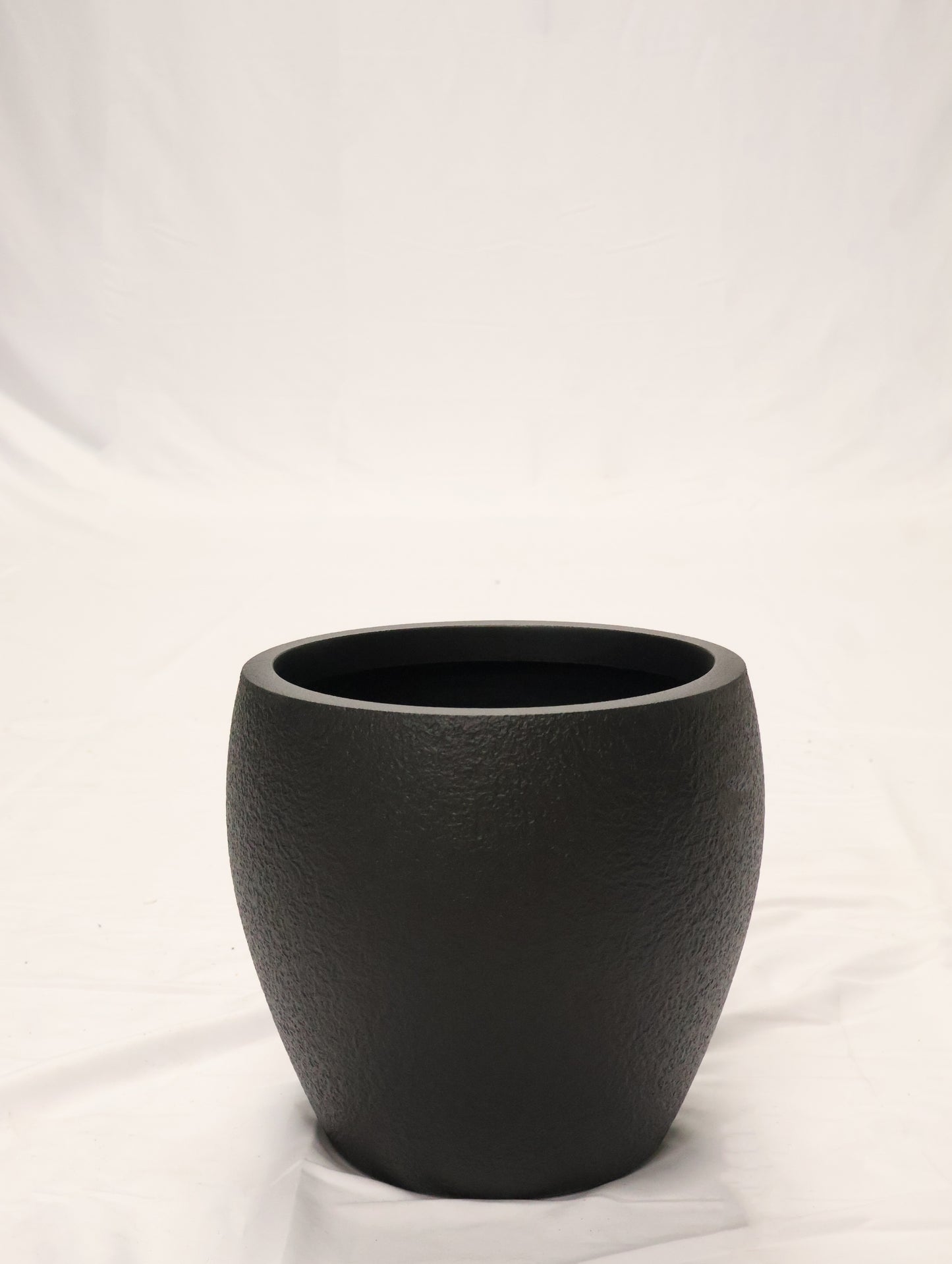 TEXTURED ROUND PLANTER — MULTI SIZE