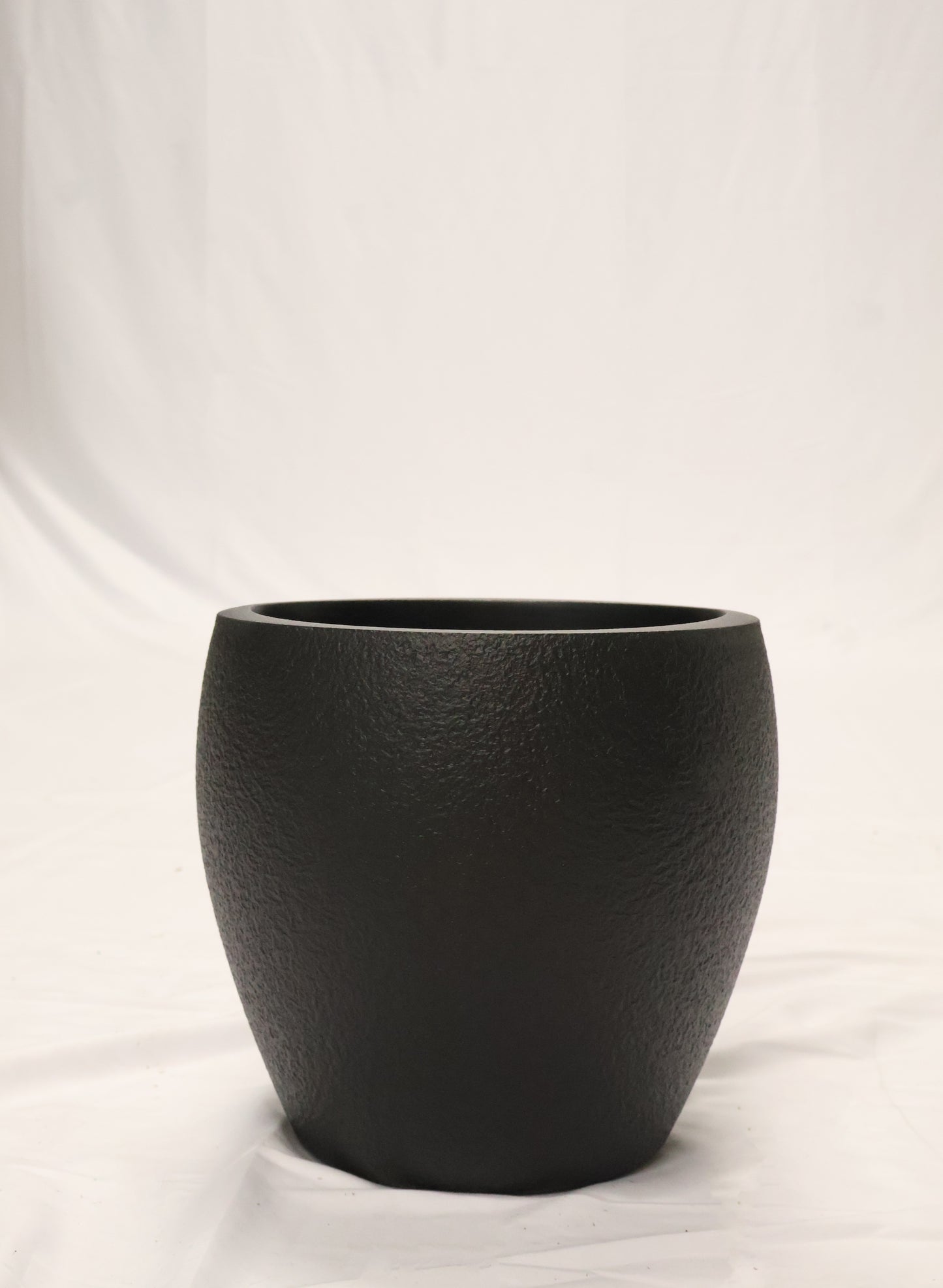 TEXTURED ROUND PLANTER — MULTI SIZE