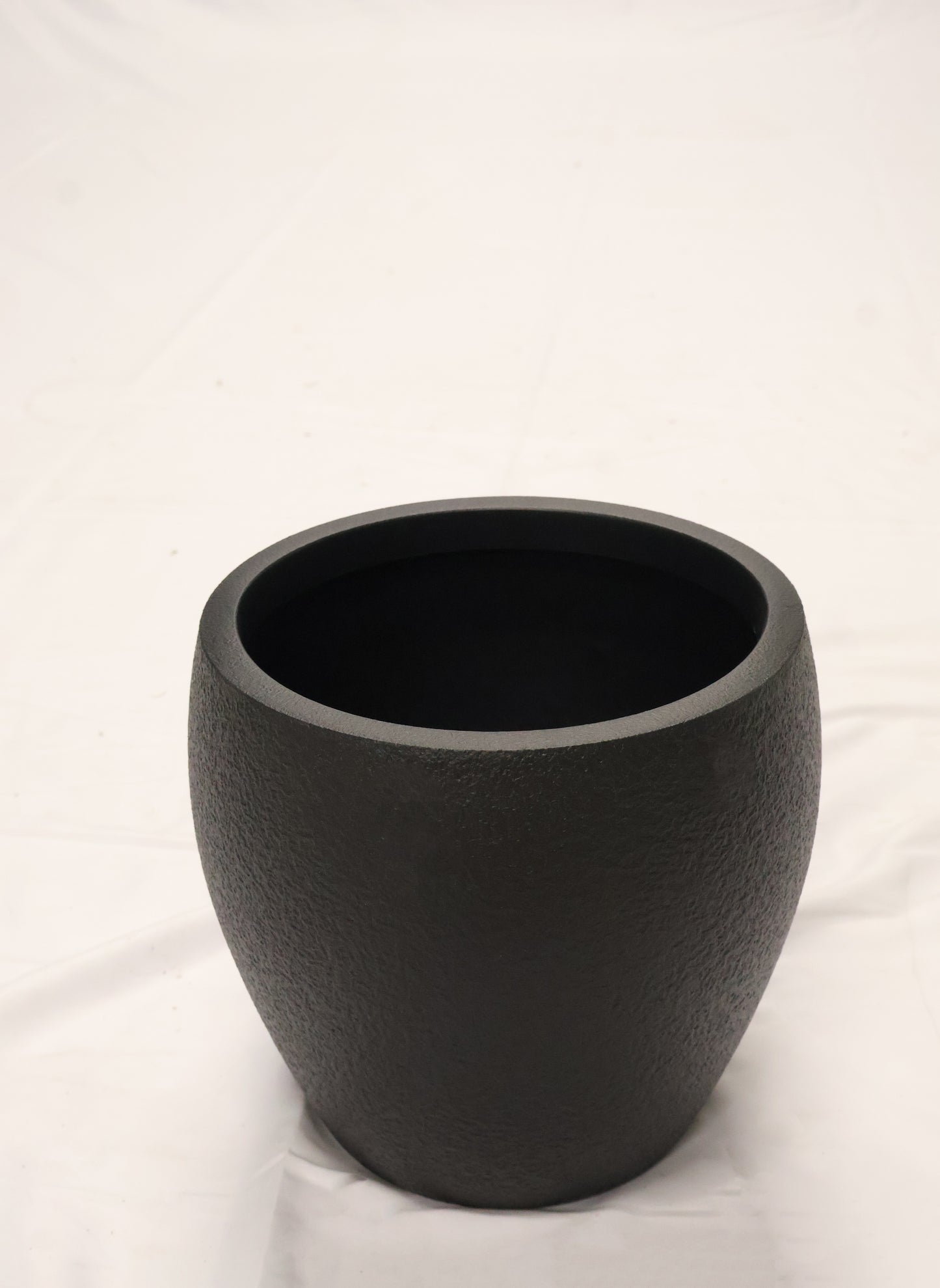 TEXTURED ROUND PLANTER — MULTI SIZE