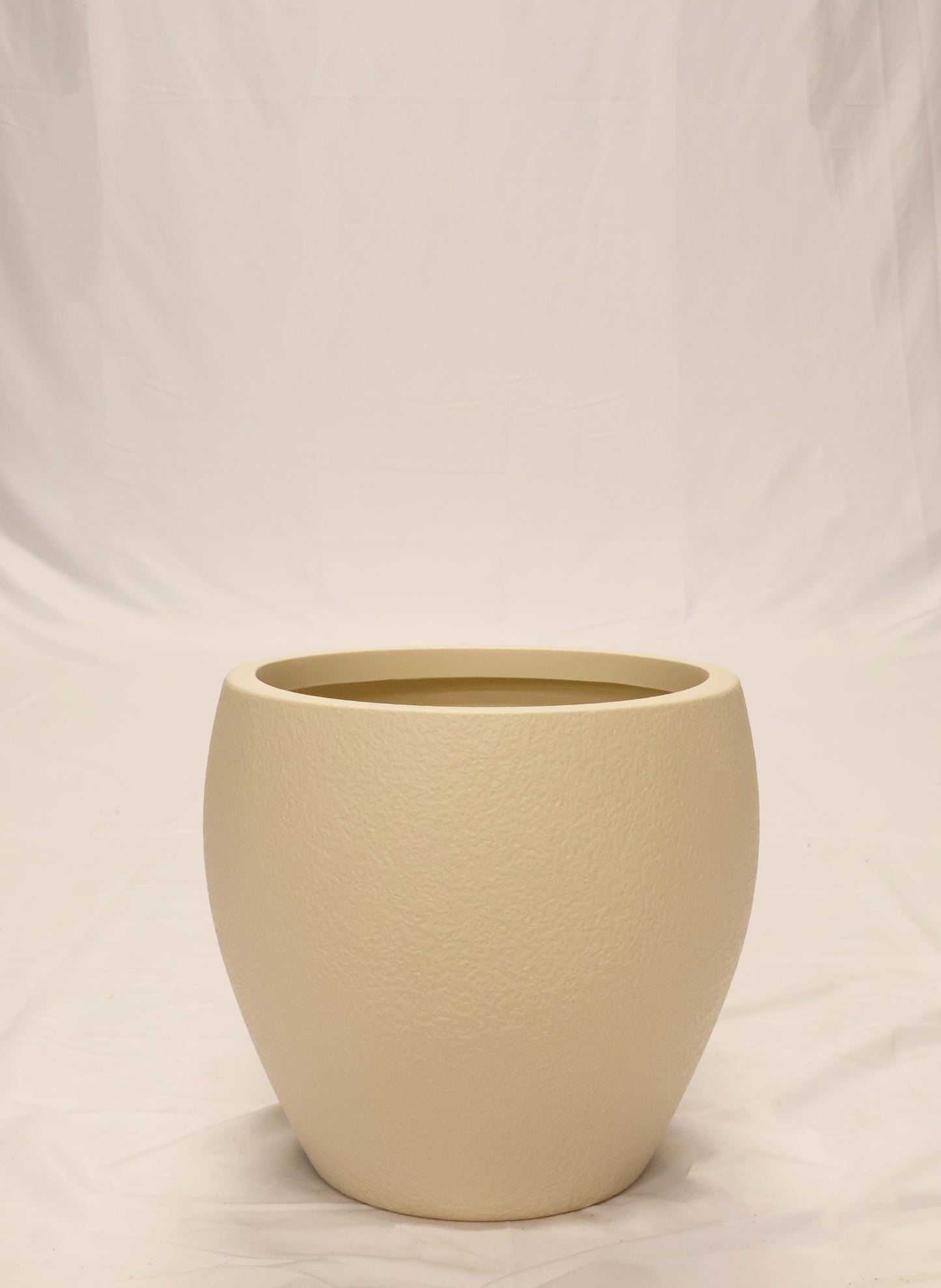 TEXTURED ROUND PLANTER — MULTI SIZE
