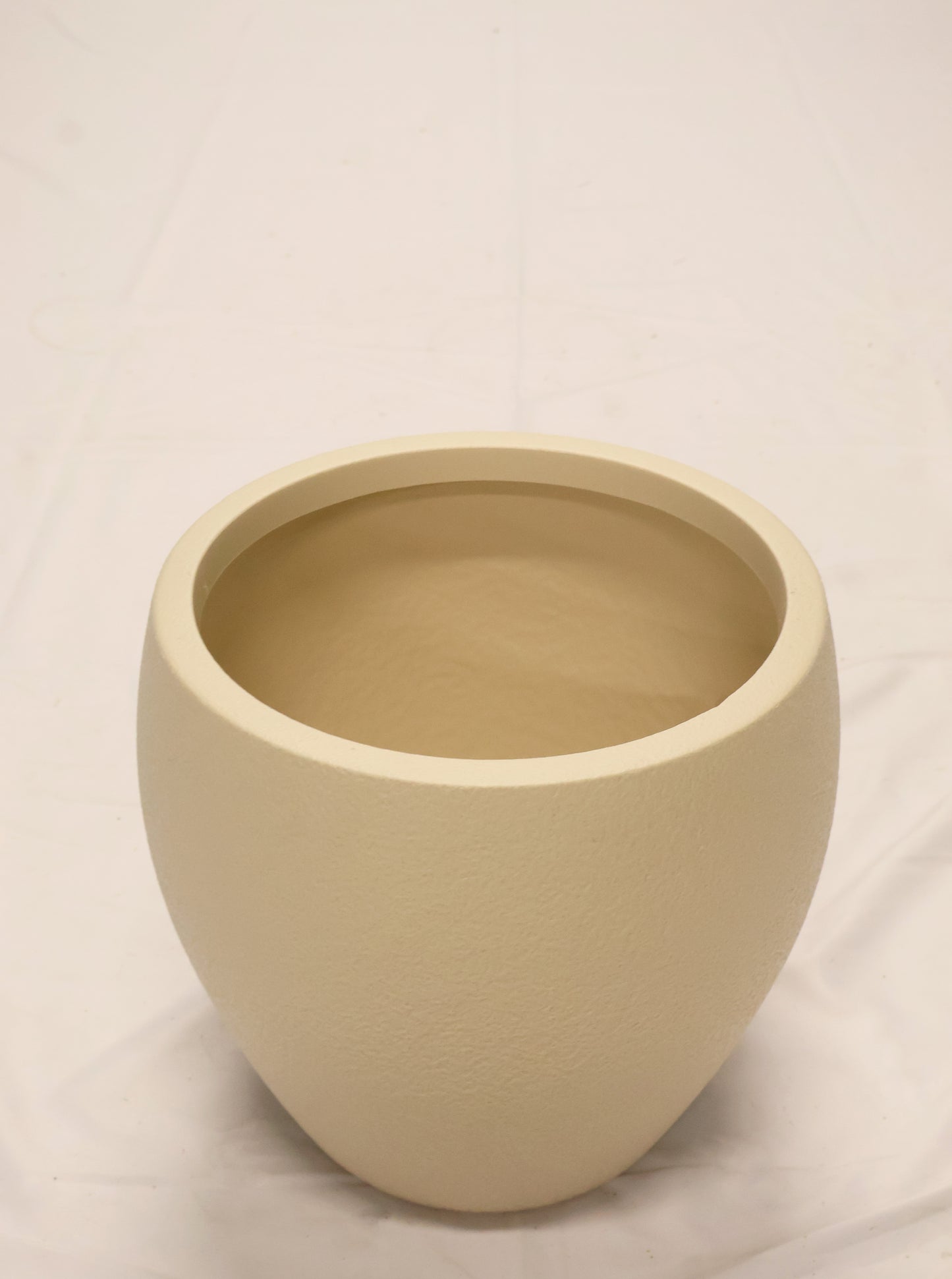 TEXTURED ROUND PLANTER — MULTI SIZE