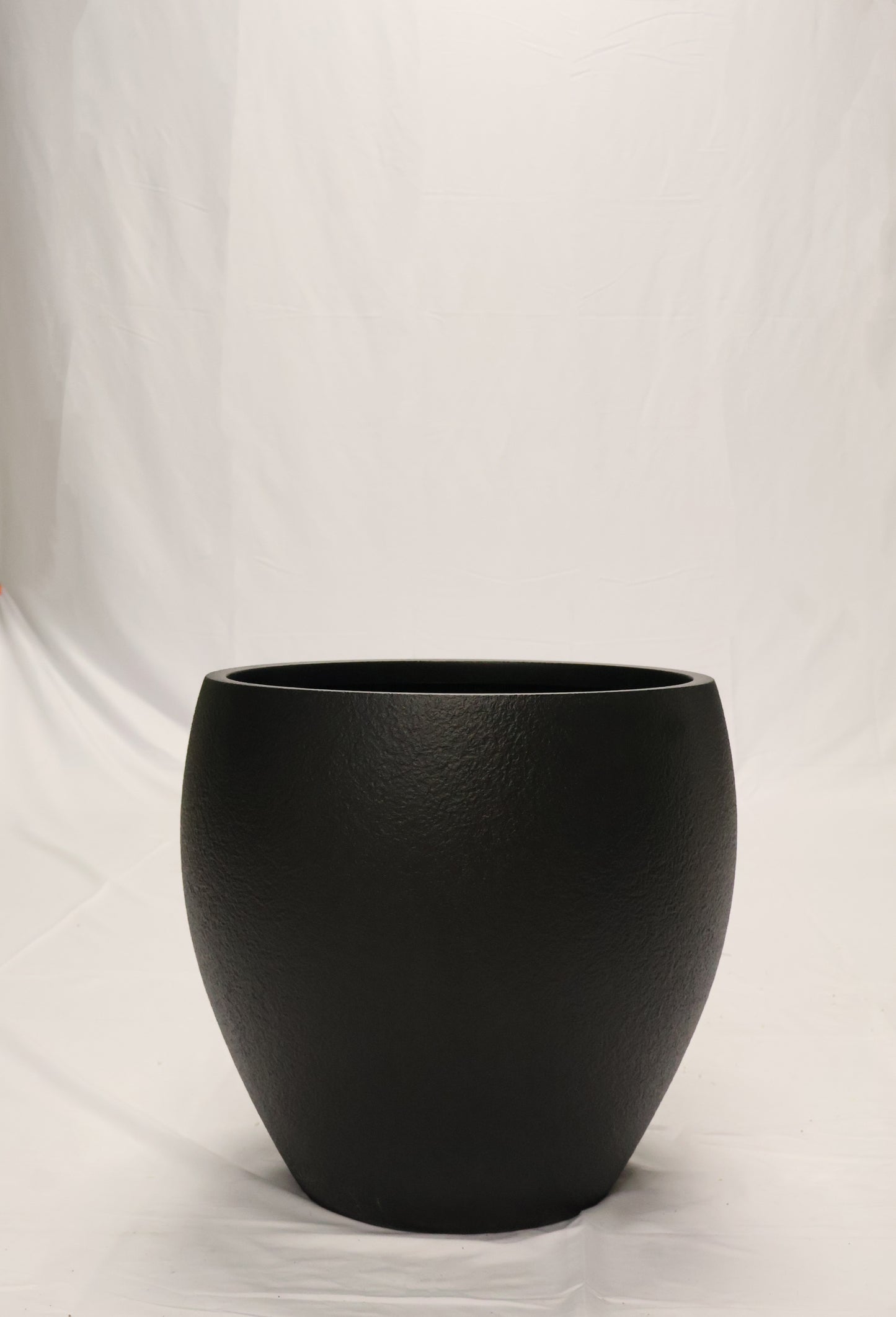 TEXTURED ROUND PLANTER — MULTI SIZE