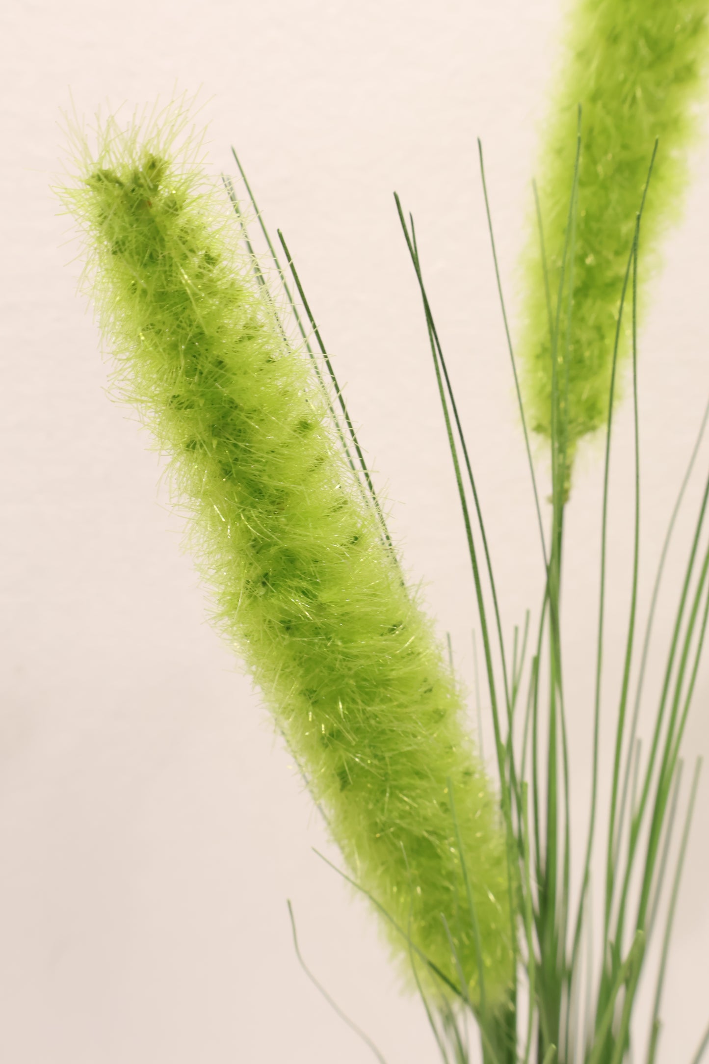 ORNAMENTAL GRASS STEM — 33.9" (86 cm)